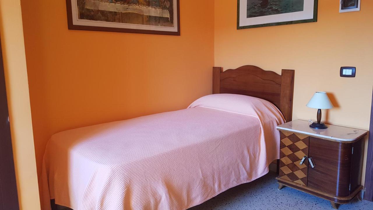 B&B A Robba De Pupi Αγκριτζέντο Εξωτερικό φωτογραφία
