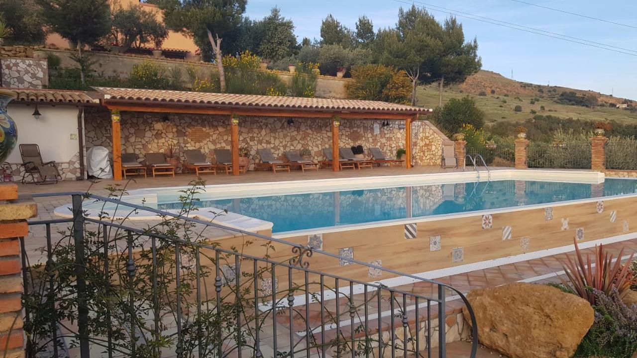 B&B A Robba De Pupi Αγκριτζέντο Εξωτερικό φωτογραφία