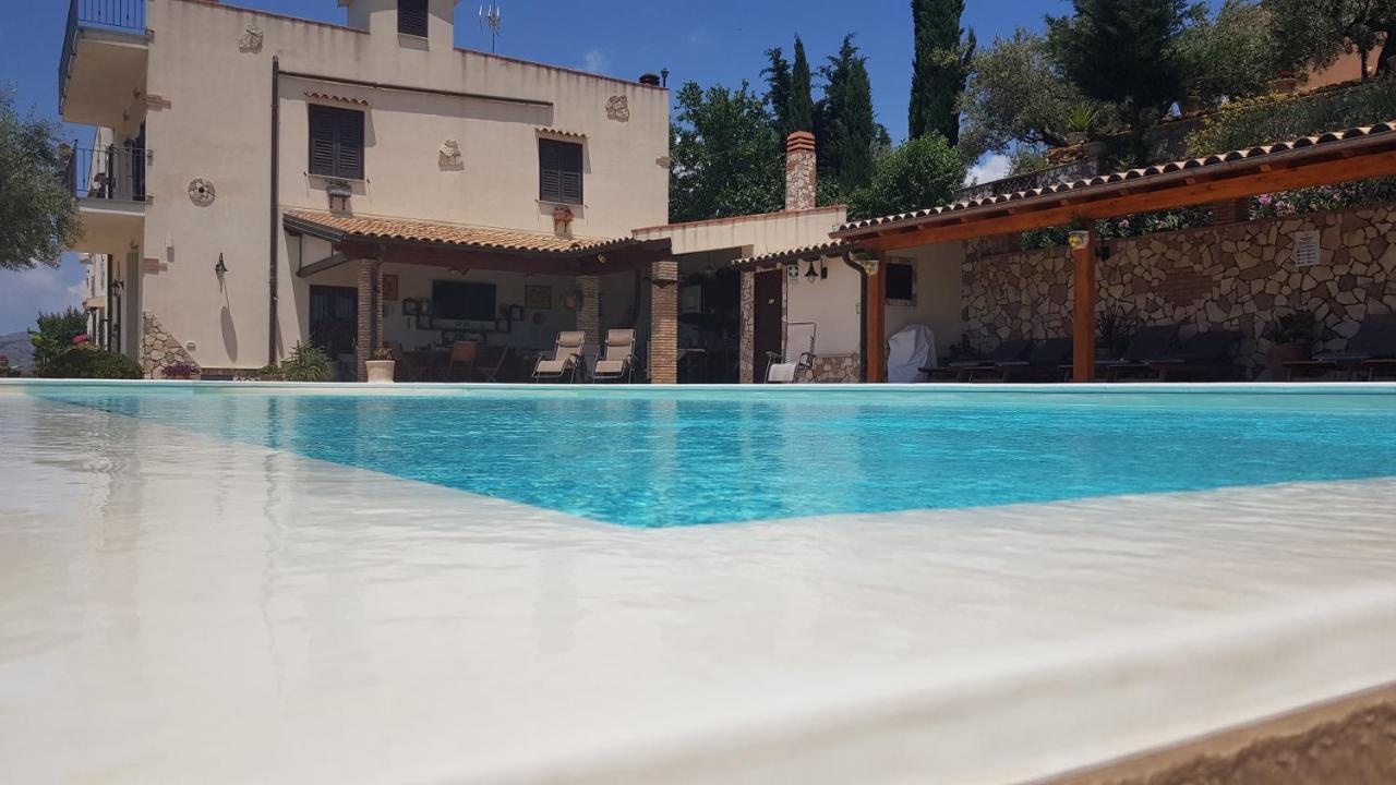 B&B A Robba De Pupi Αγκριτζέντο Εξωτερικό φωτογραφία