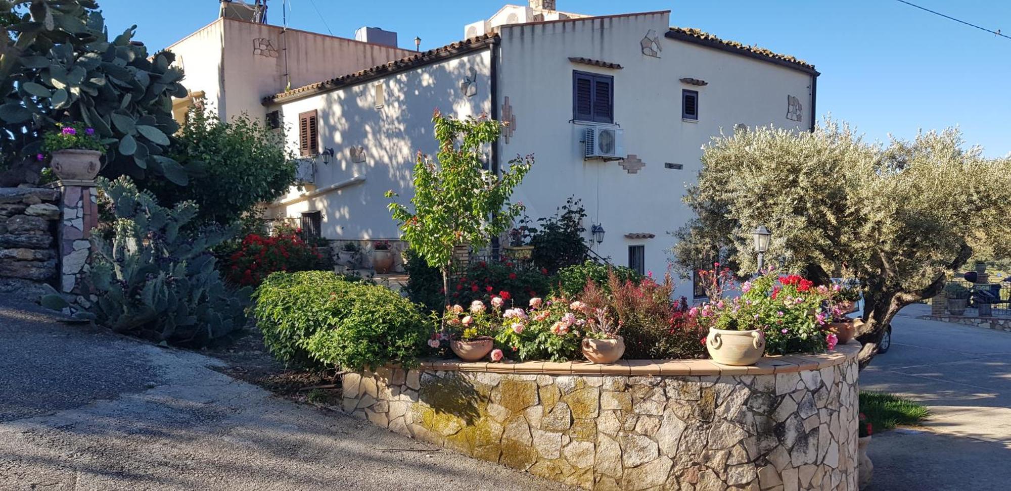 B&B A Robba De Pupi Αγκριτζέντο Εξωτερικό φωτογραφία